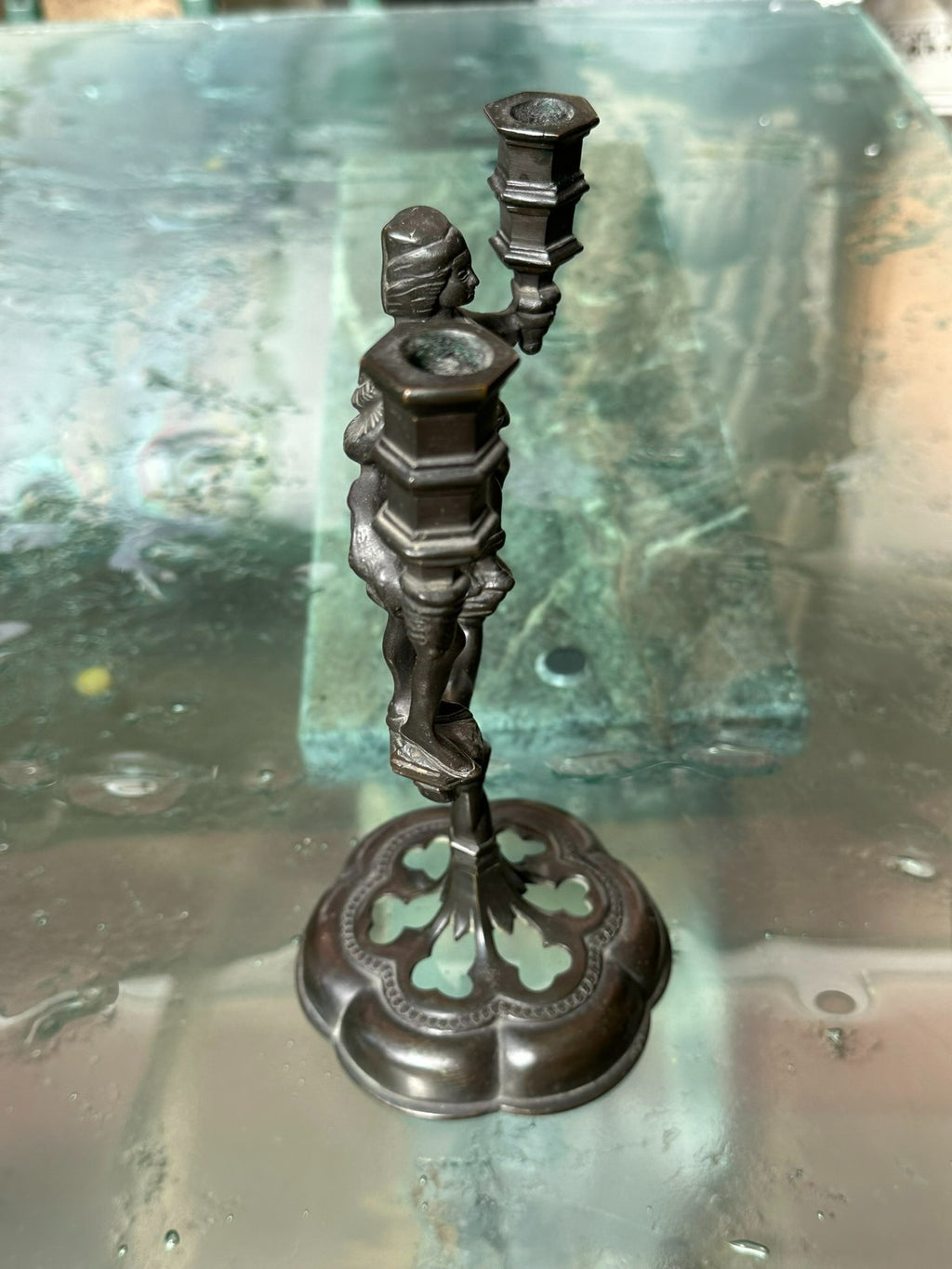Antiker Barock Kerzenleuchter aus Bronze Italien 18 tes Jhdt Personen