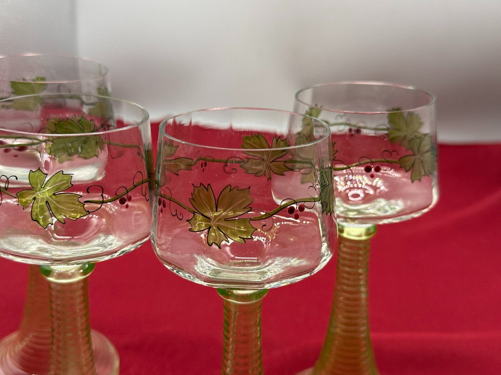 Herrschaftliche Weinrömer Theresienthal Jugendstil um 1910 4x antikes Glas