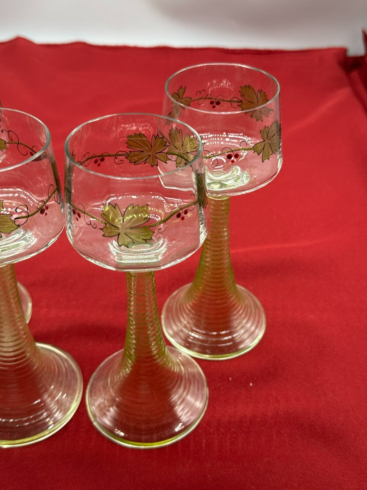 Herrschaftliche Weinrömer Theresienthal Jugendstil um 1910 4x antikes Glas