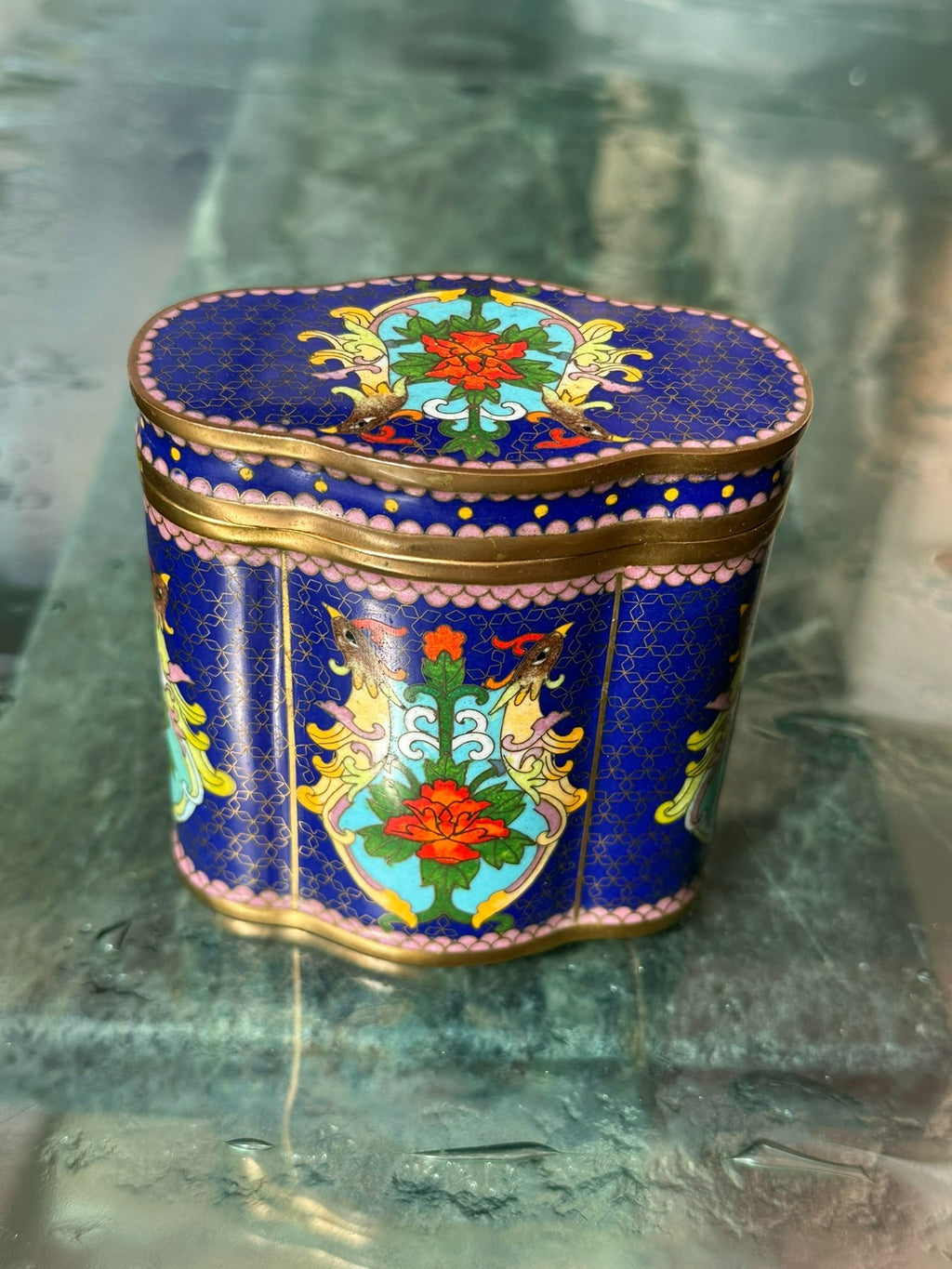 VINTAGE CHINA DOSE SCHATULLE CLOISONNE ARBEIT EMAILLE