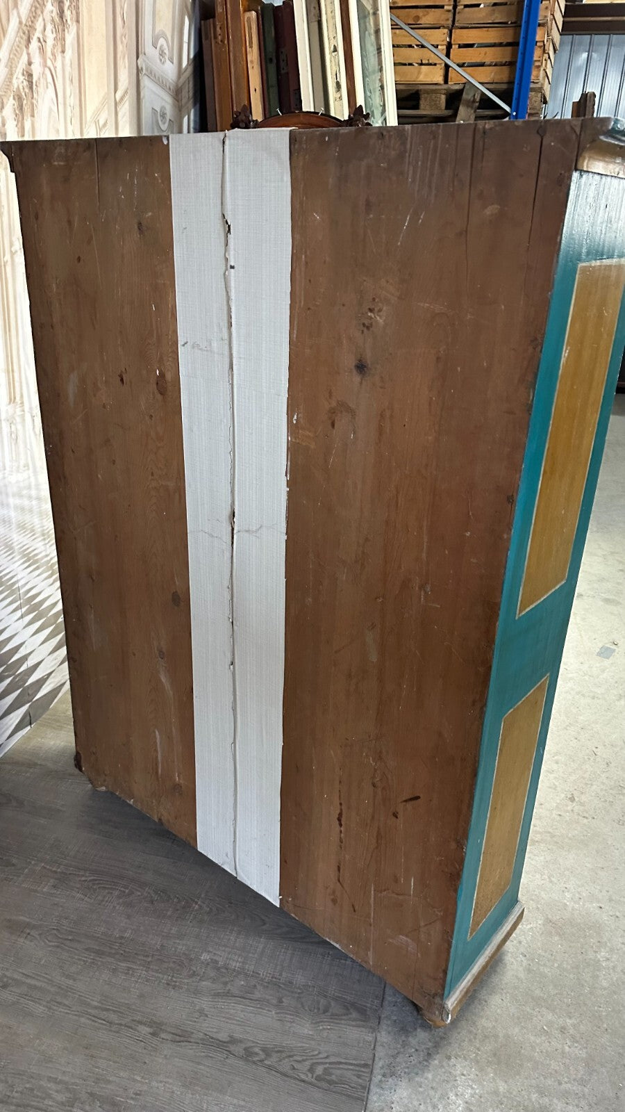 Antiker Bauernschrank Holz massiv handbemalt restauriert 19 tes Jhdt