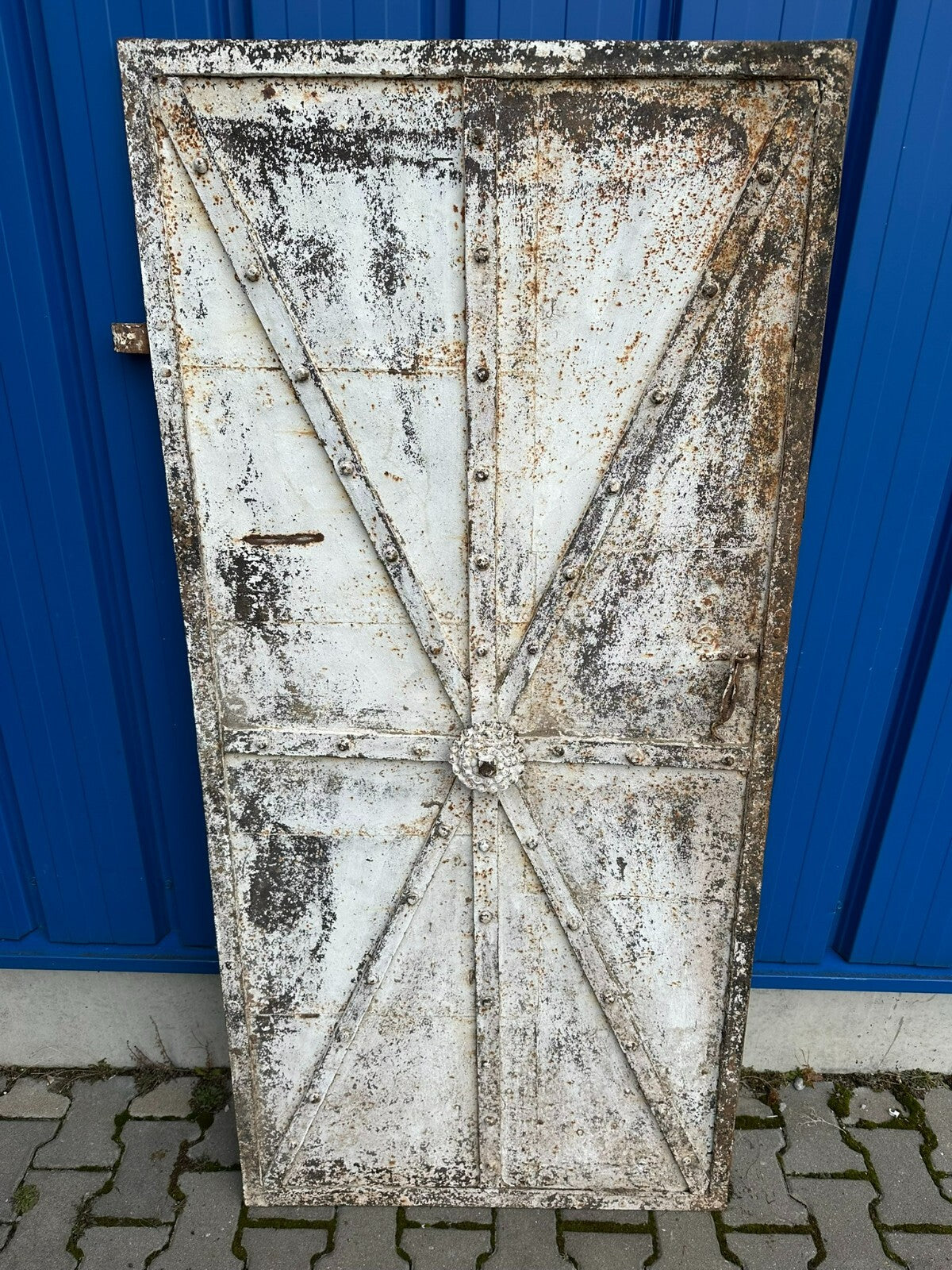 Grosse antike Spät-Gotische Tür Türblatt aus Eisen 16/17 tes Jhdt 86,5x181,5cm