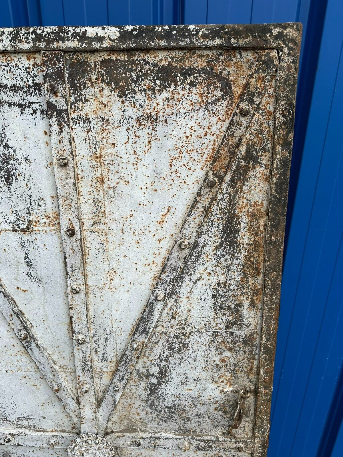 Grosse antike Spät-Gotische Tür Türblatt aus Eisen 16/17 tes Jhdt 86,5x181,5cm