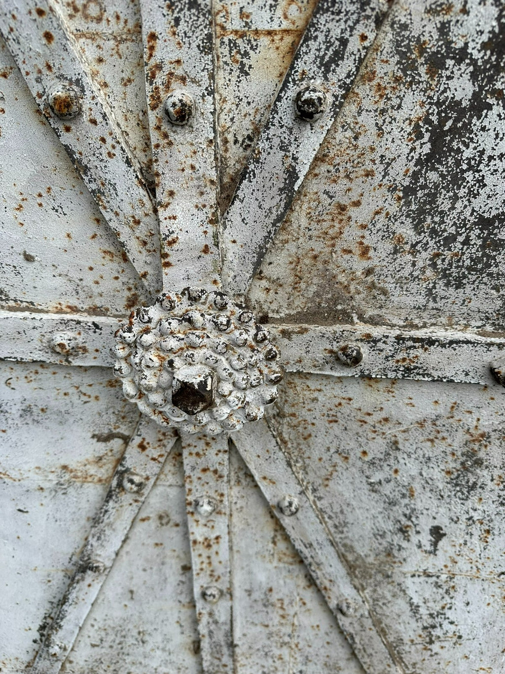 Grosse antike Spät-Gotische Tür Türblatt aus Eisen 16/17 tes Jhdt 86,5x181,5cm