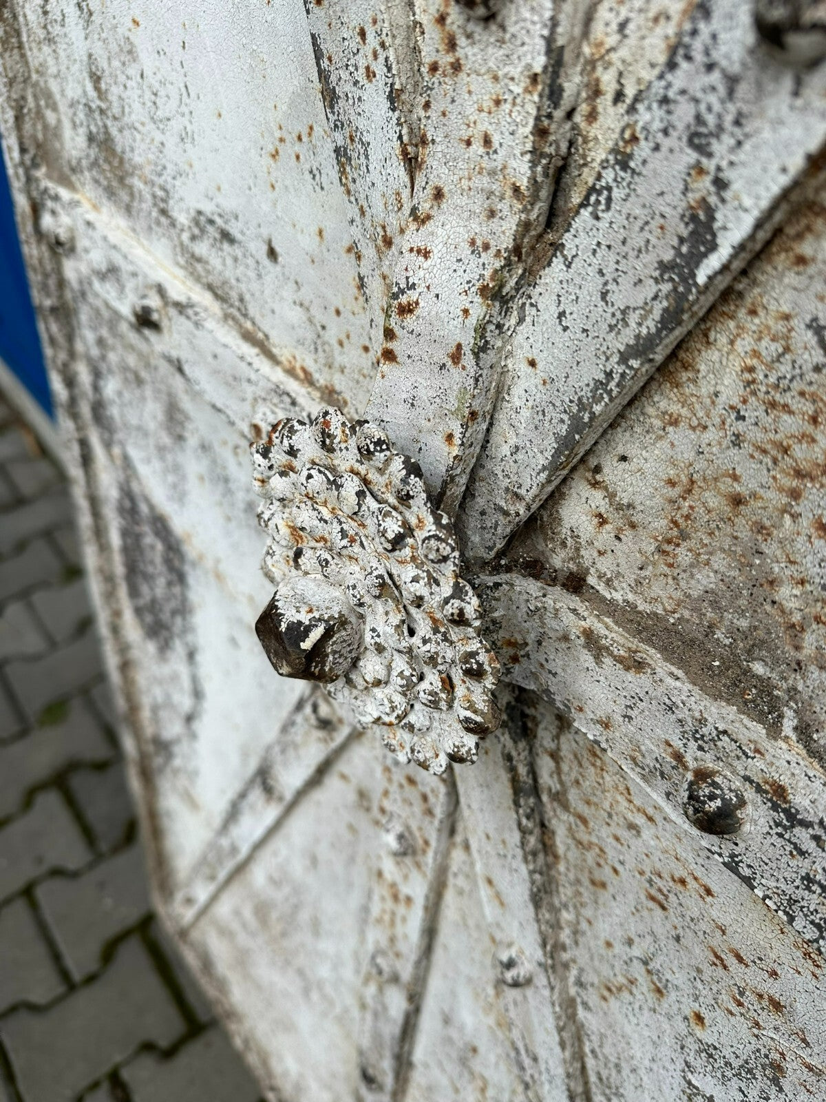 Grosse antike Spät-Gotische Tür Türblatt aus Eisen 16/17 tes Jhdt 86,5x181,5cm