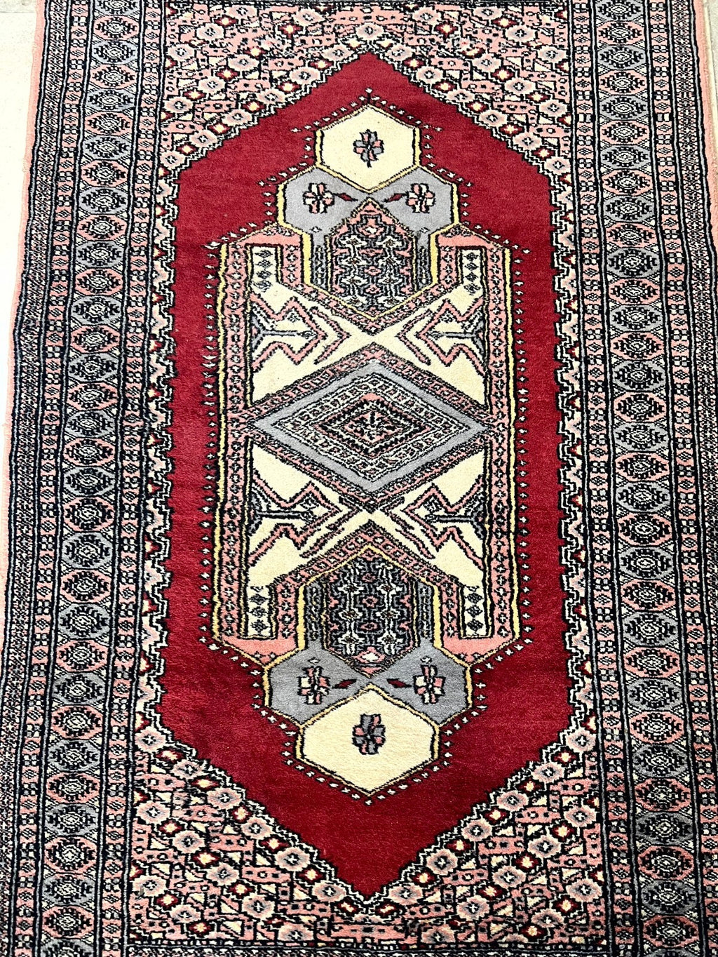 Alter Orientteppich Medaillonteppich Teppich aus Wolle handgeknüpft 173x95cm