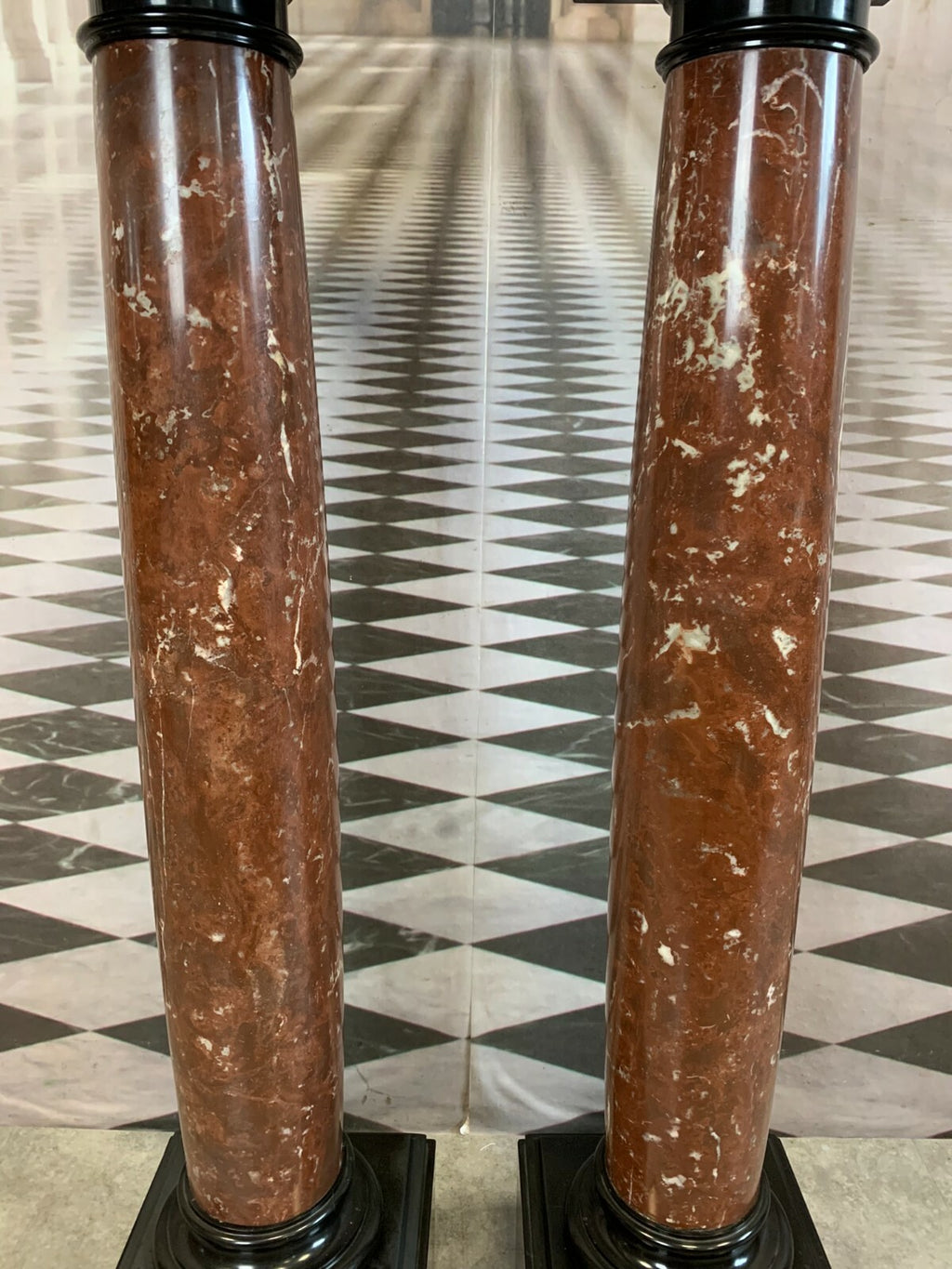 Paar Marmor Säulen um 1880 massiv gearbeitet 103cm 2x antike Marmorsäule