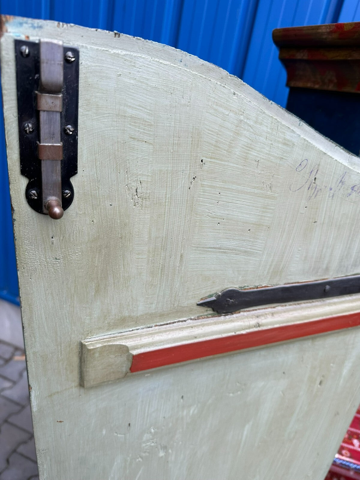 Antiker Bauernschrank von 1847 original bemalt