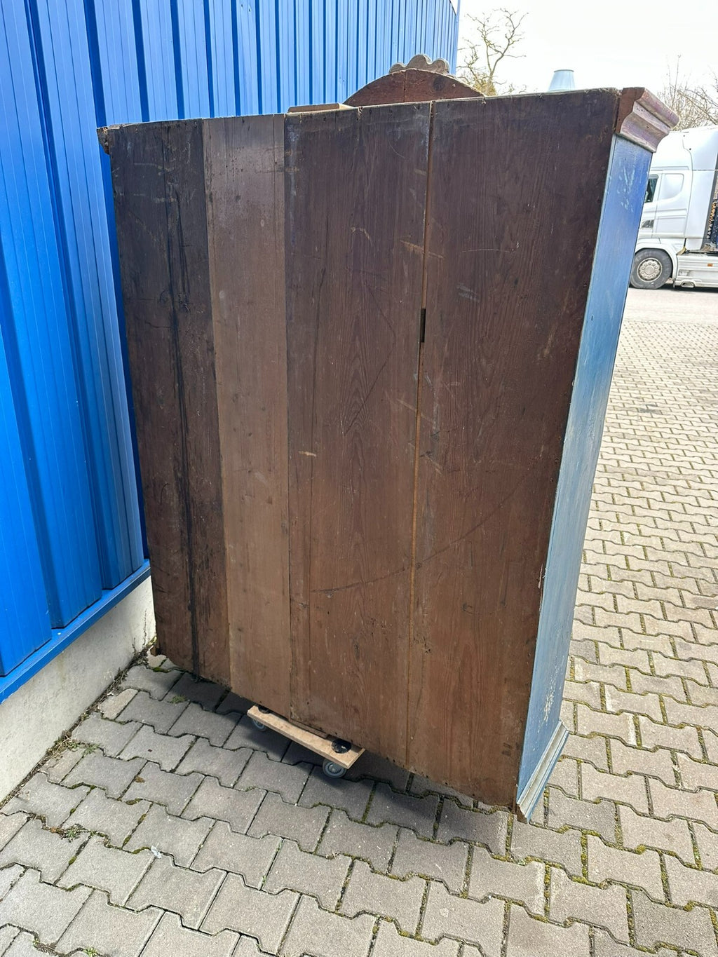 Antiker Bauernschrank von 1847 original bemalt
