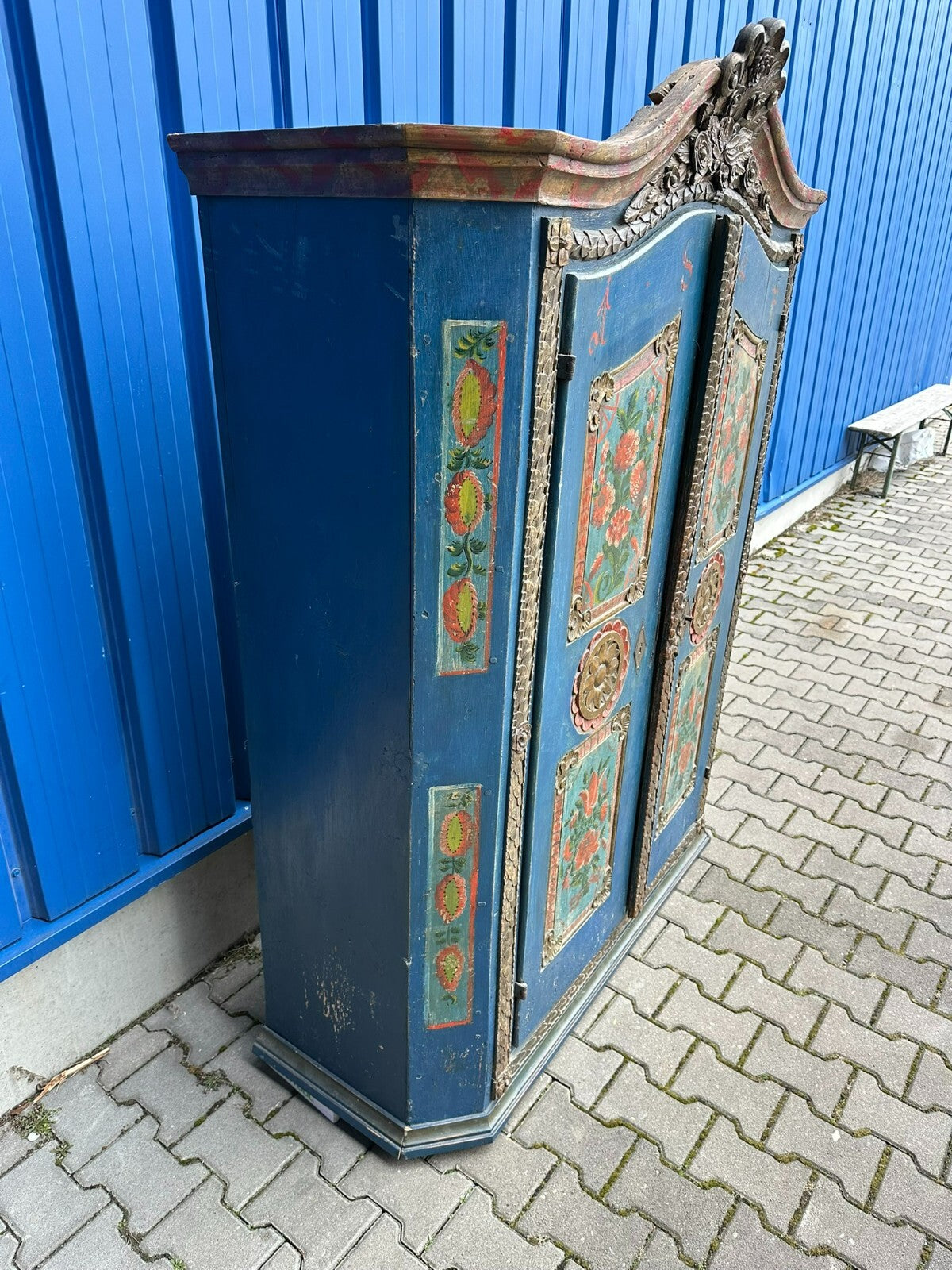 Antiker Bauernschrank von 1847 original bemalt