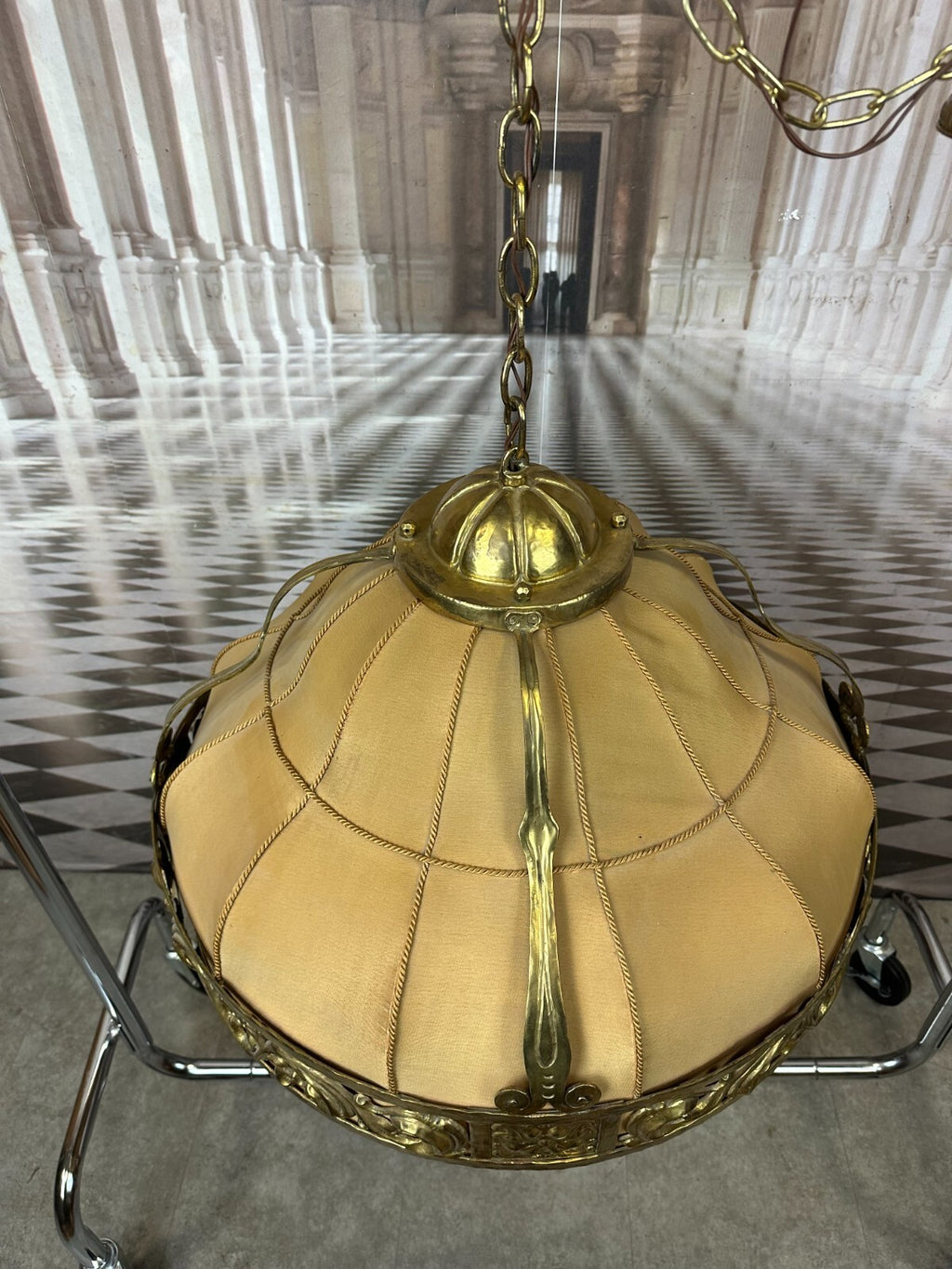 Antiker Deckenleuchter aus Messing Deckenlampe Prunkleuchter Art Deco 1930er