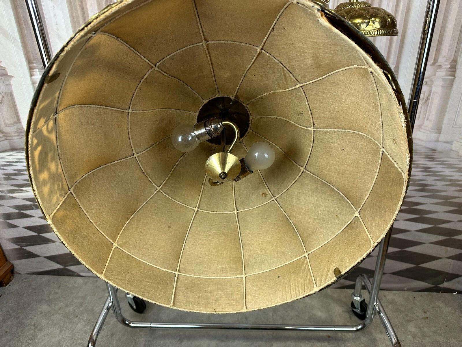 Antiker Deckenleuchter aus Messing Deckenlampe Prunkleuchter Art Deco 1930er