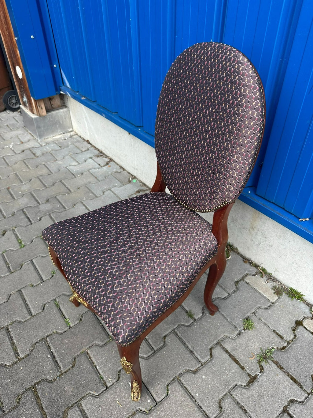 Antiker Stuhl um 1920 Louis Seize Stil neu Bezogen Messing Appliken