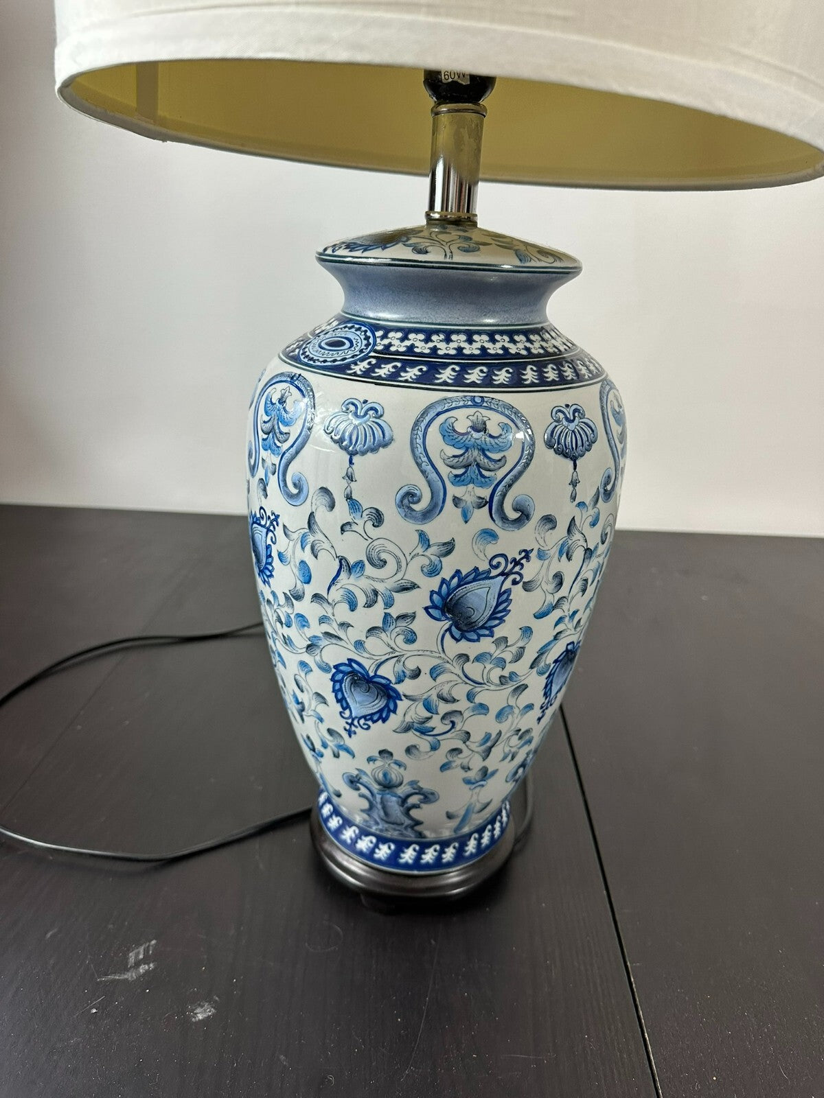 Tischlampe nach antikem Vorbild China Porzellanvase Stil Lampe