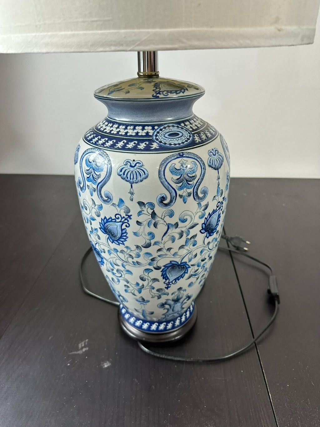 Tischlampe nach antikem Vorbild China Porzellanvase Stil Lampe