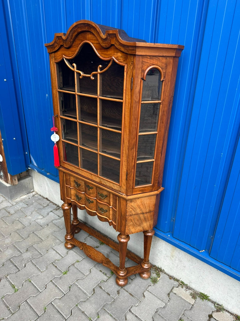 Antike Barockvitrine kleine Barock Vitrine um 1880 Nussbaum Furnier