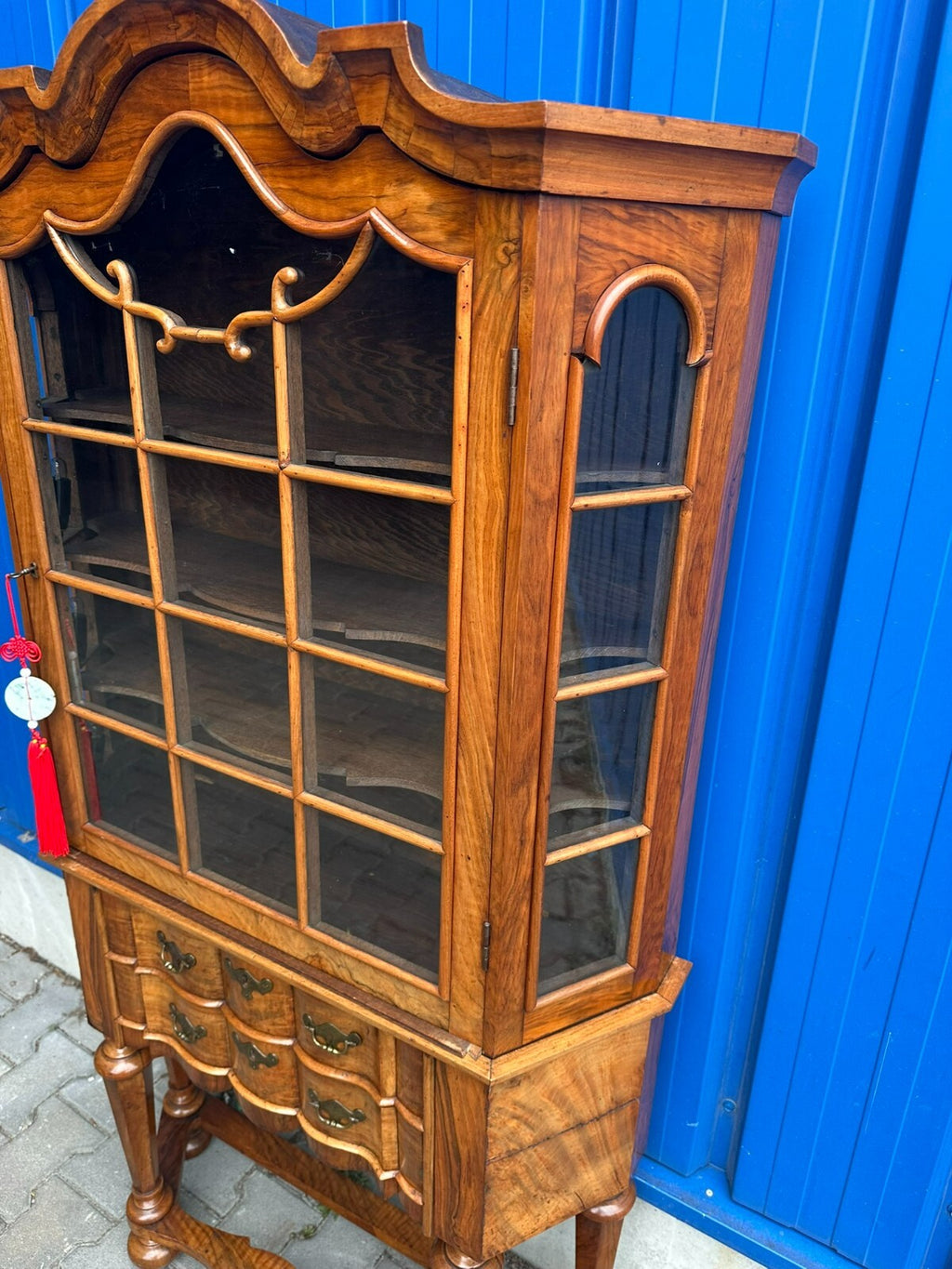 Antike Barockvitrine kleine Barock Vitrine um 1880 Nussbaum Furnier