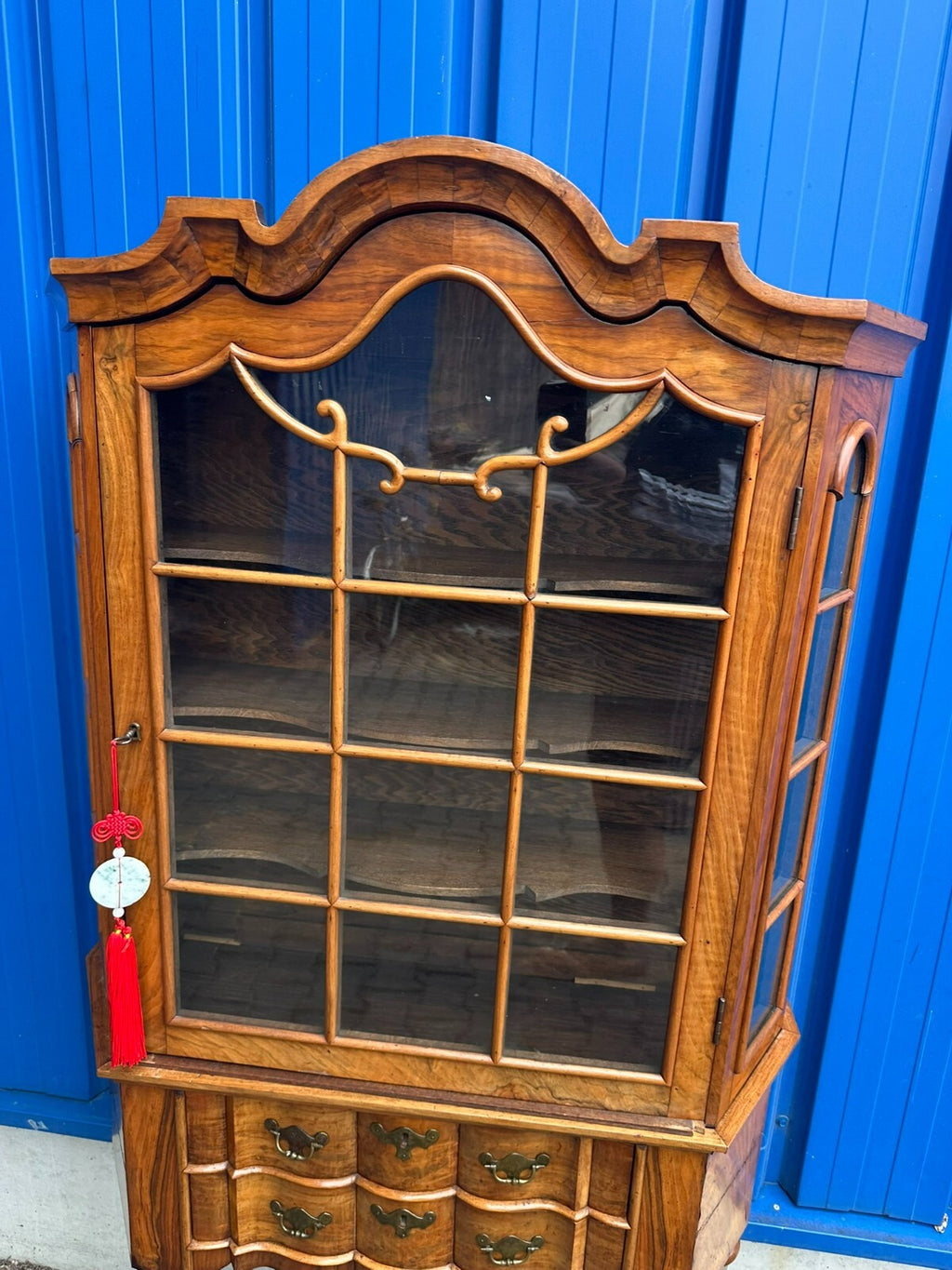 Antike Barockvitrine kleine Barock Vitrine um 1880 Nussbaum Furnier
