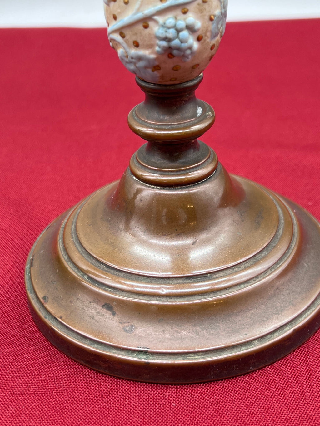 Paar antike Kerzenleuchter Jugendstil Kupfer mit Keramik handbemalt