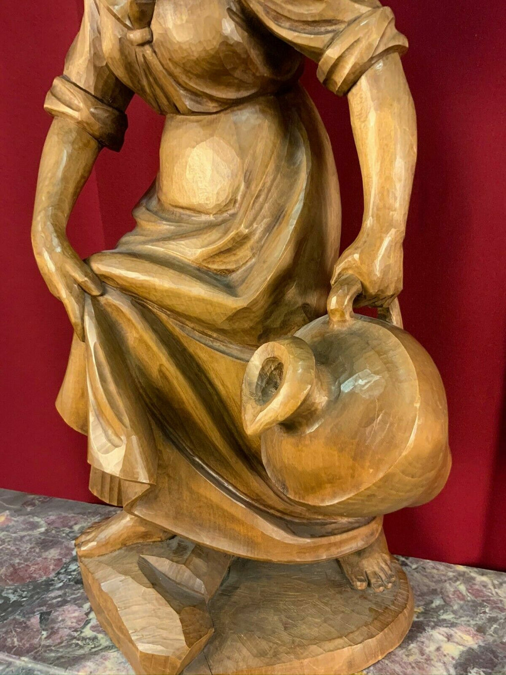 Tirol Skulptur Frau mit Kanne 81cm Figur Holz massive Ausführung handgeschnitzt