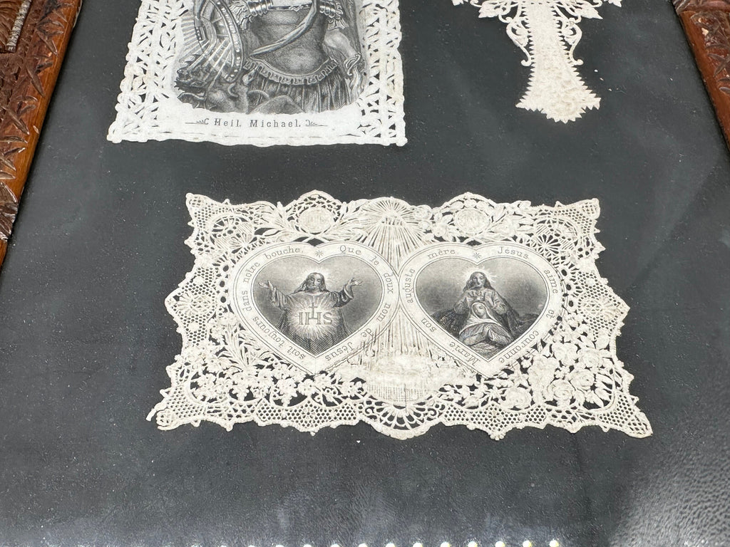Antiker Rahmen von 1920 handgeschnitzt mit Votivbildern