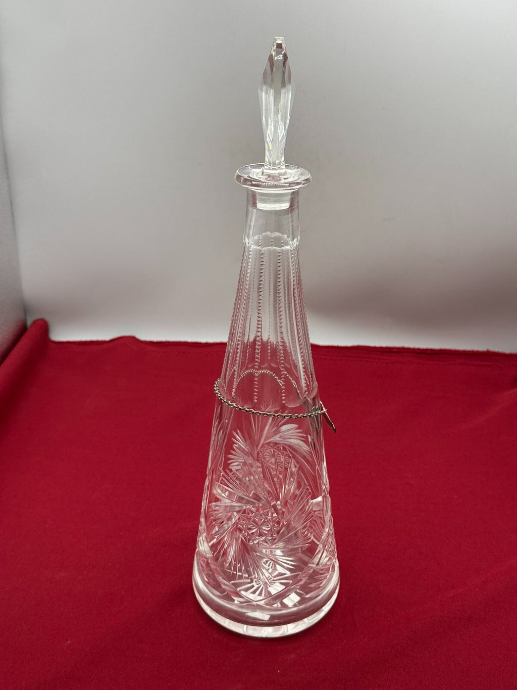 Vintage Karaffe 40cm Flasche mit Stöpsel Glas Schleifdekor Versilberte Plakette