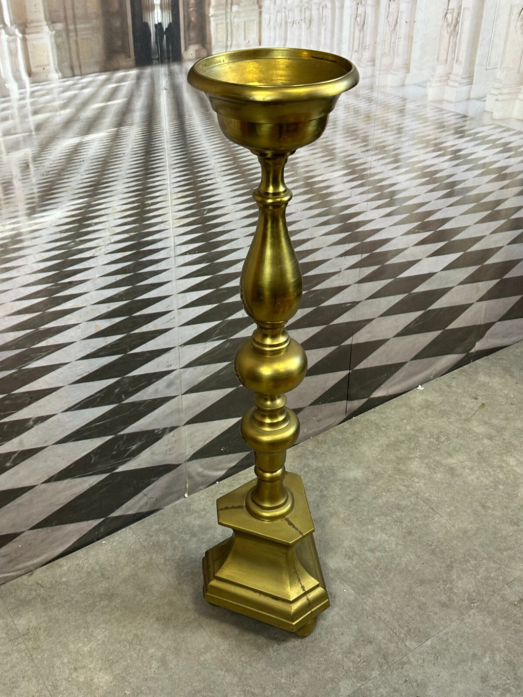 Neo Barock Kerzenleuchter Altarleuchter Messing massiv 18kg 107cm 20 tes Jhdt