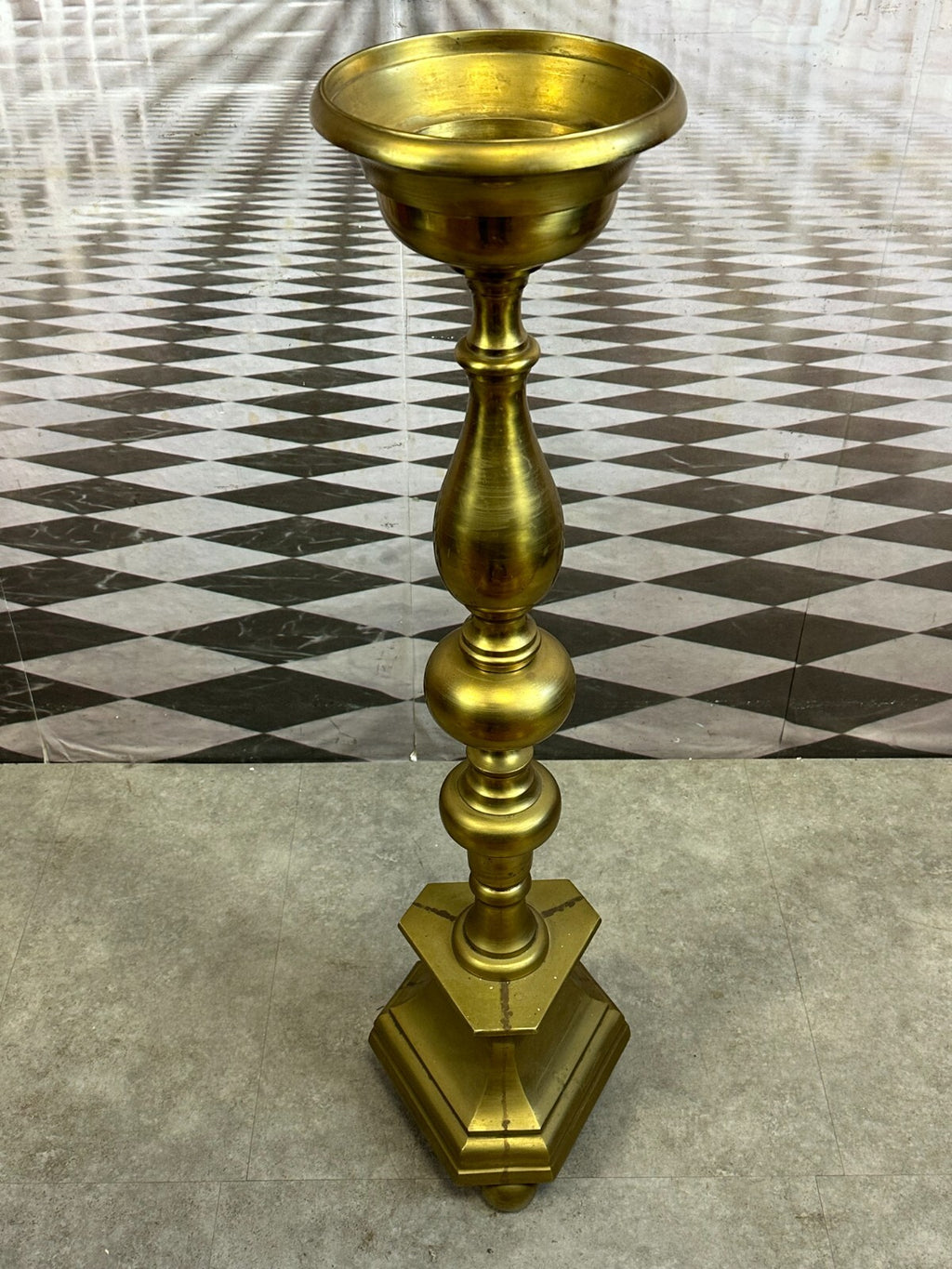 Neo Barock Kerzenleuchter Altarleuchter Messing massiv 18kg 107cm 20 tes Jhdt