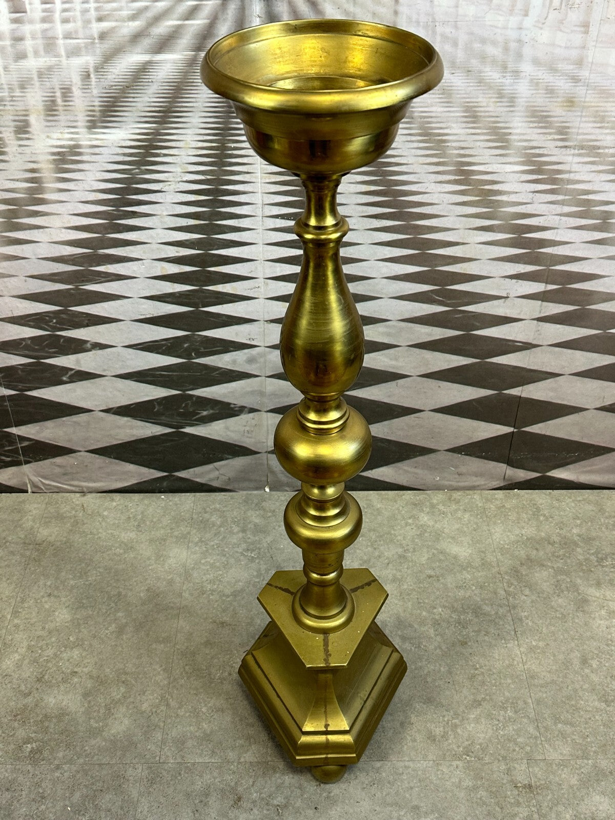 Neo Barock Kerzenleuchter Altarleuchter Messing massiv 18kg 107cm 20 tes Jhdt