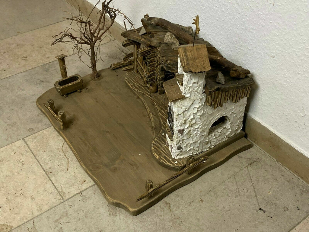 Sehr schöne Alpenländische Krippe Krippenlandschaft ohne Figuren Grösse 14cm
