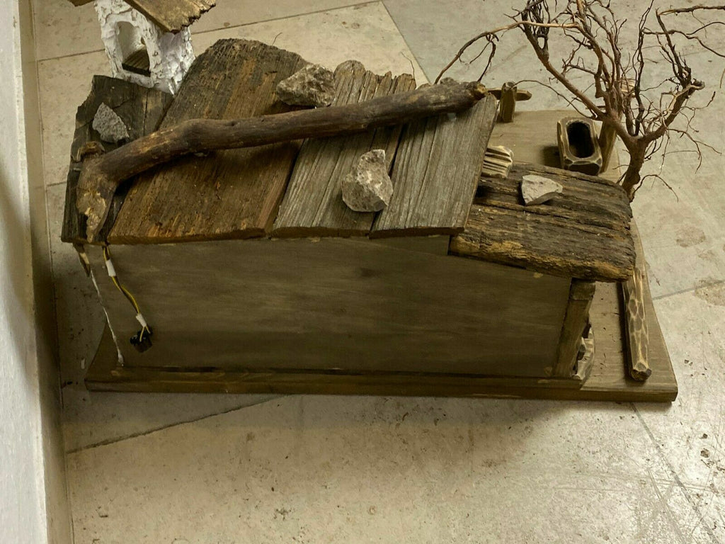 Sehr schöne Alpenländische Krippe Krippenlandschaft ohne Figuren Grösse 14cm