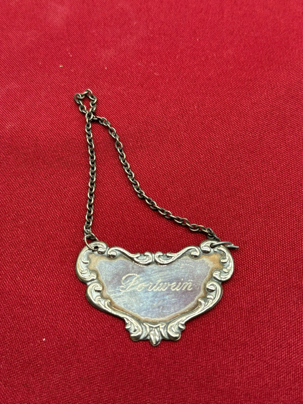 Vintage Karaffe Flasche mit Stöpsel Glas Ätzdekor Versilberte Plakette