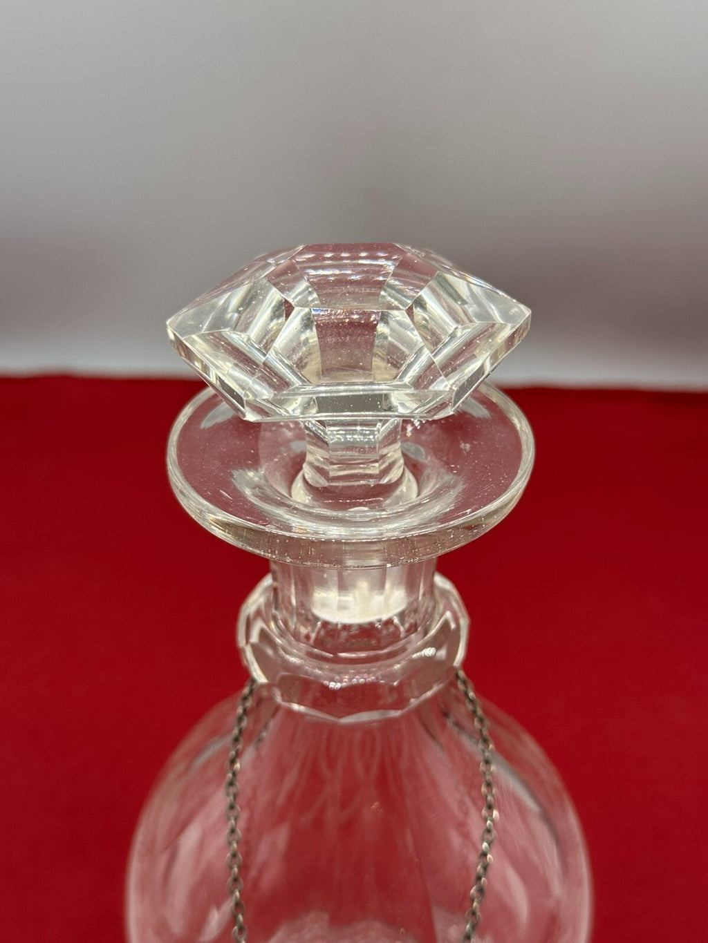Vintage Karaffe Flasche mit Stöpsel Glas Ätzdekor Versilberte Plakette