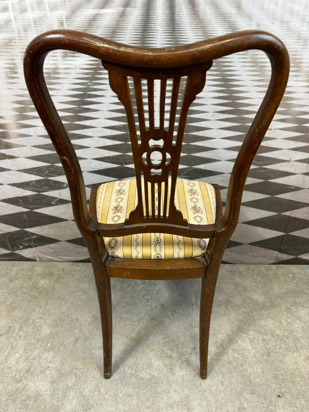 Antiker Jugendstil Stuhl um 1920 Eiche Gestell