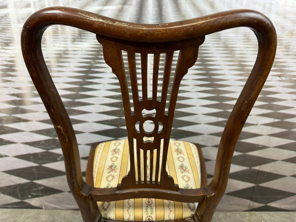 Antiker Jugendstil Stuhl um 1920 Eiche Gestell