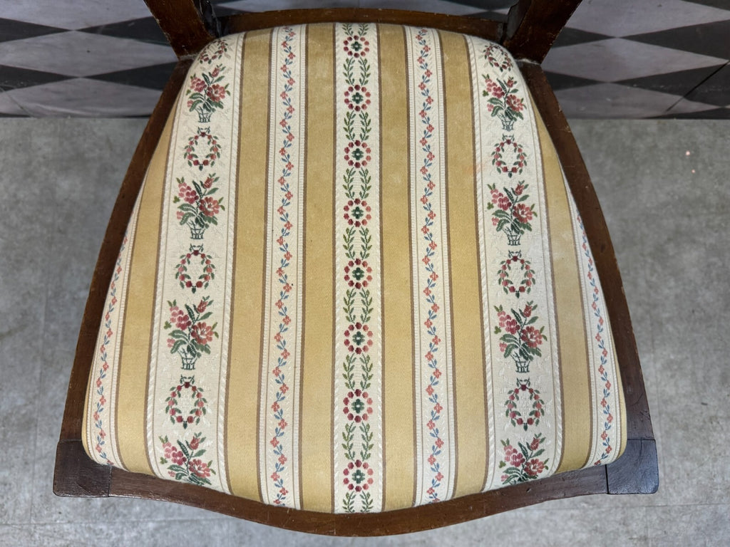 Antiker Jugendstil Stuhl um 1920 Eiche Gestell