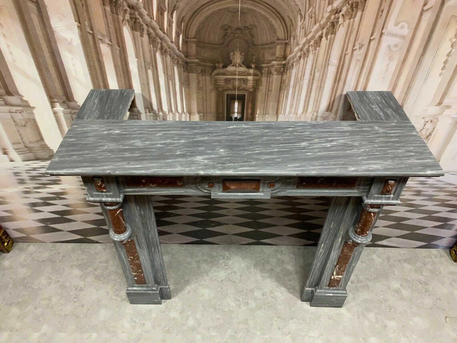 Antike Kaminumrandung Marmor Kamin um 1920 Art Deco Zweifarbig