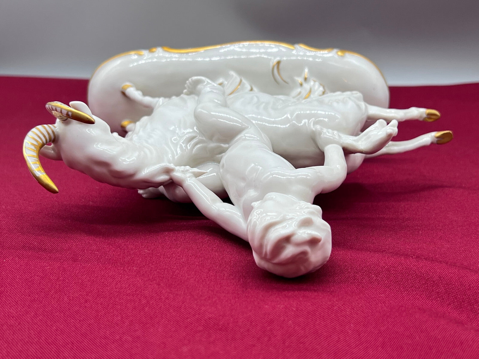 Porzellan Figur Putto auf Ziegenbock Volkstedt Entwurf Hugo Meisel
