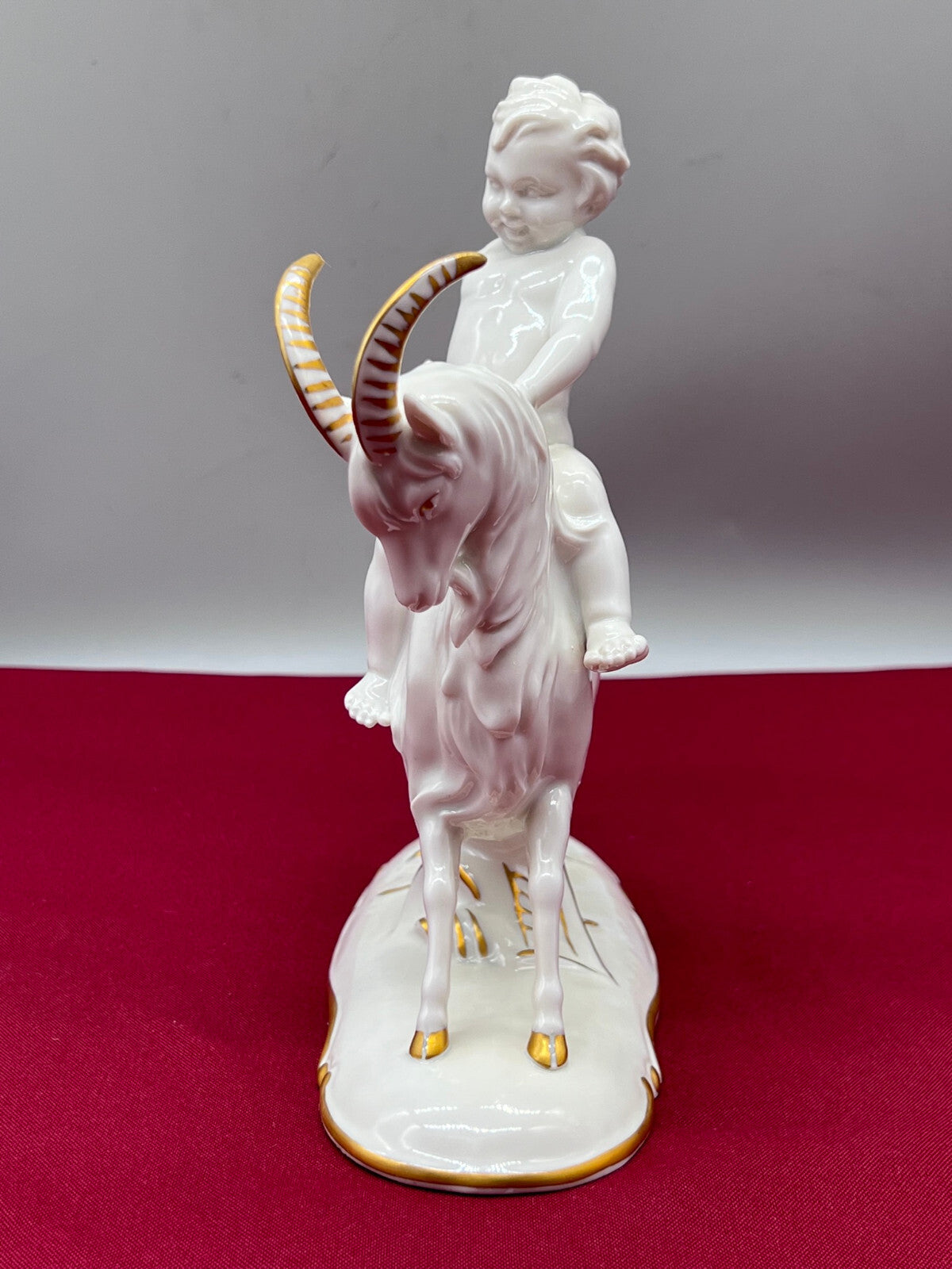 Porzellan Figur Putto auf Ziegenbock Volkstedt Entwurf Hugo Meisel
