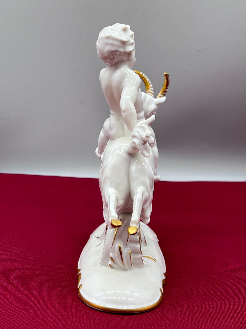 Porzellan Figur Putto auf Ziegenbock Volkstedt Entwurf Hugo Meisel