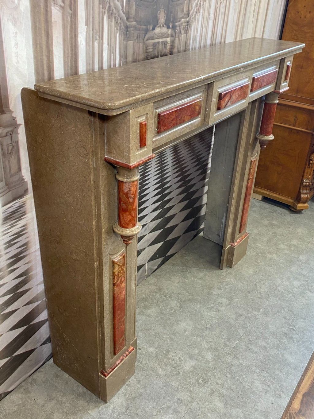 Antike Kaminumrandung Marmor Kamin um 1920 Art Deco Zweifarbig