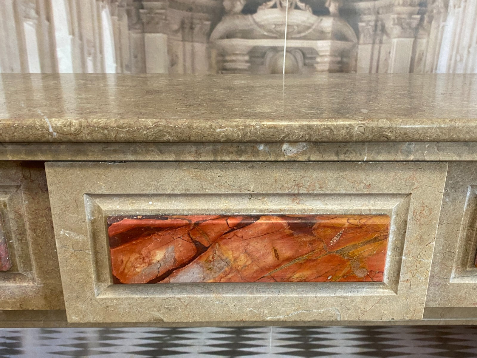 Antike Kaminumrandung Marmor Kamin um 1920 Art Deco Zweifarbig