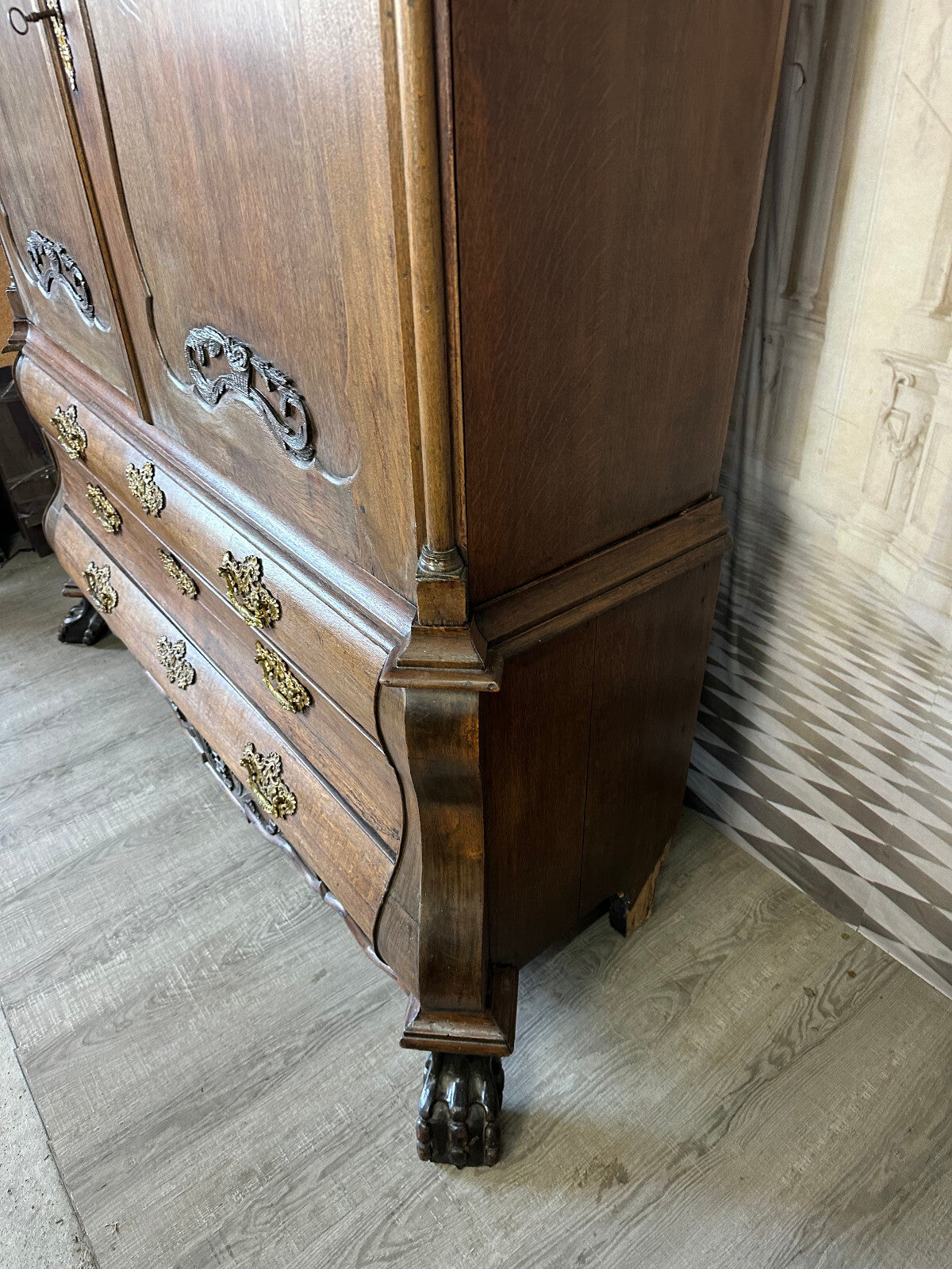 Antiker Schrank Kabinettschrank Louis Xv um 1760 aus Eiche Barockschrank