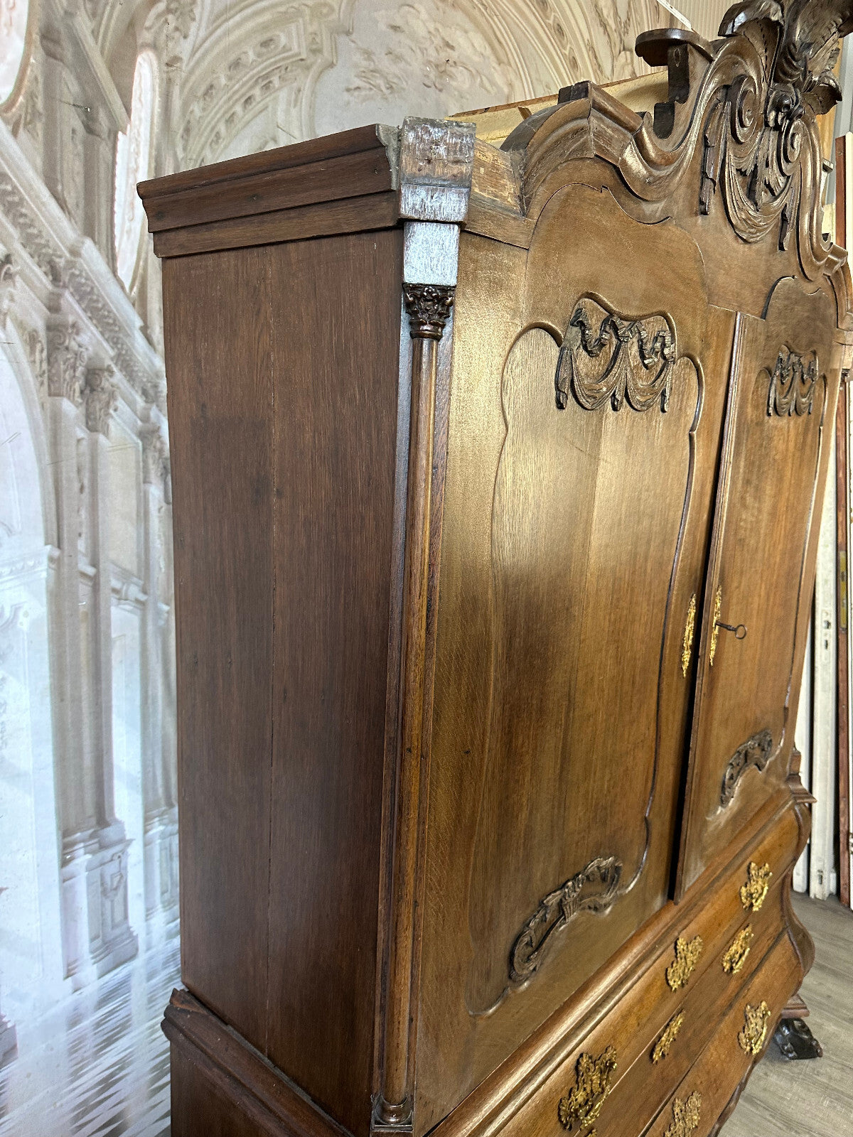 Antiker Schrank Kabinettschrank Louis Xv um 1760 aus Eiche Barockschrank