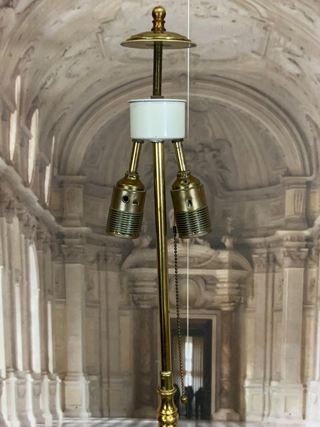 Vintage Stehlampe aus Messing Filigran Maximale Höhe 166cm