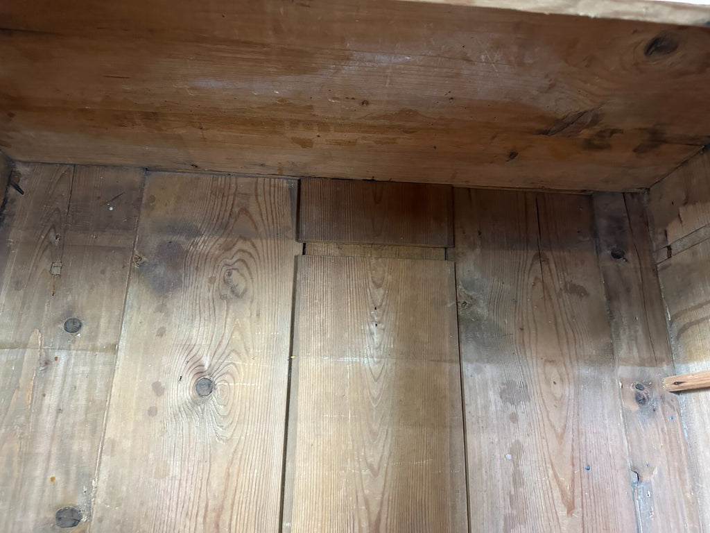 Antiker Bauernschrank Schrank 19 tes Jhdt Holz massiv Abgefasst Kleiderschrank