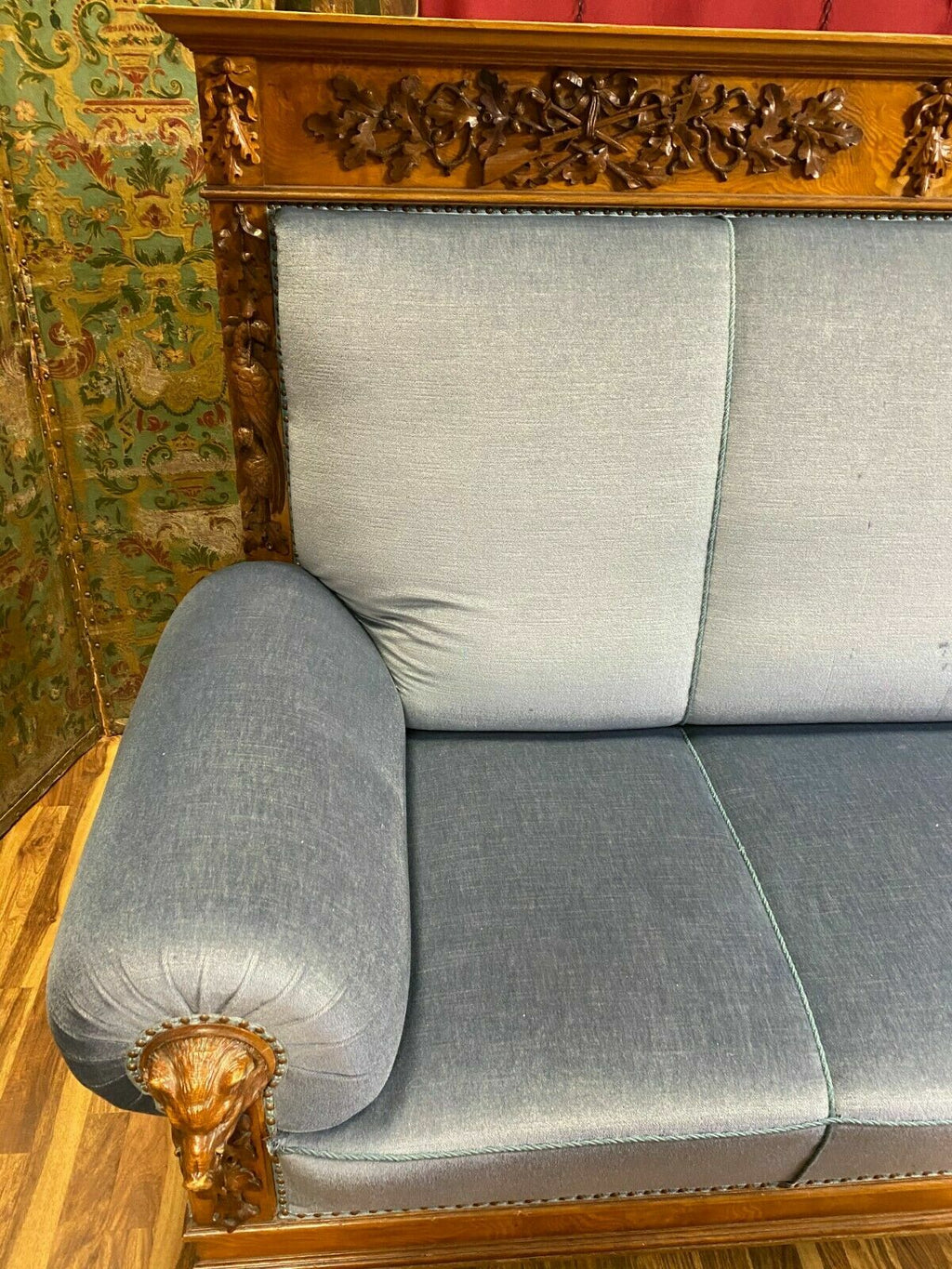 Prunk Sofa Jagd Motive um 1860 massive Schnitzereien Jagdzimmer antik Stabil