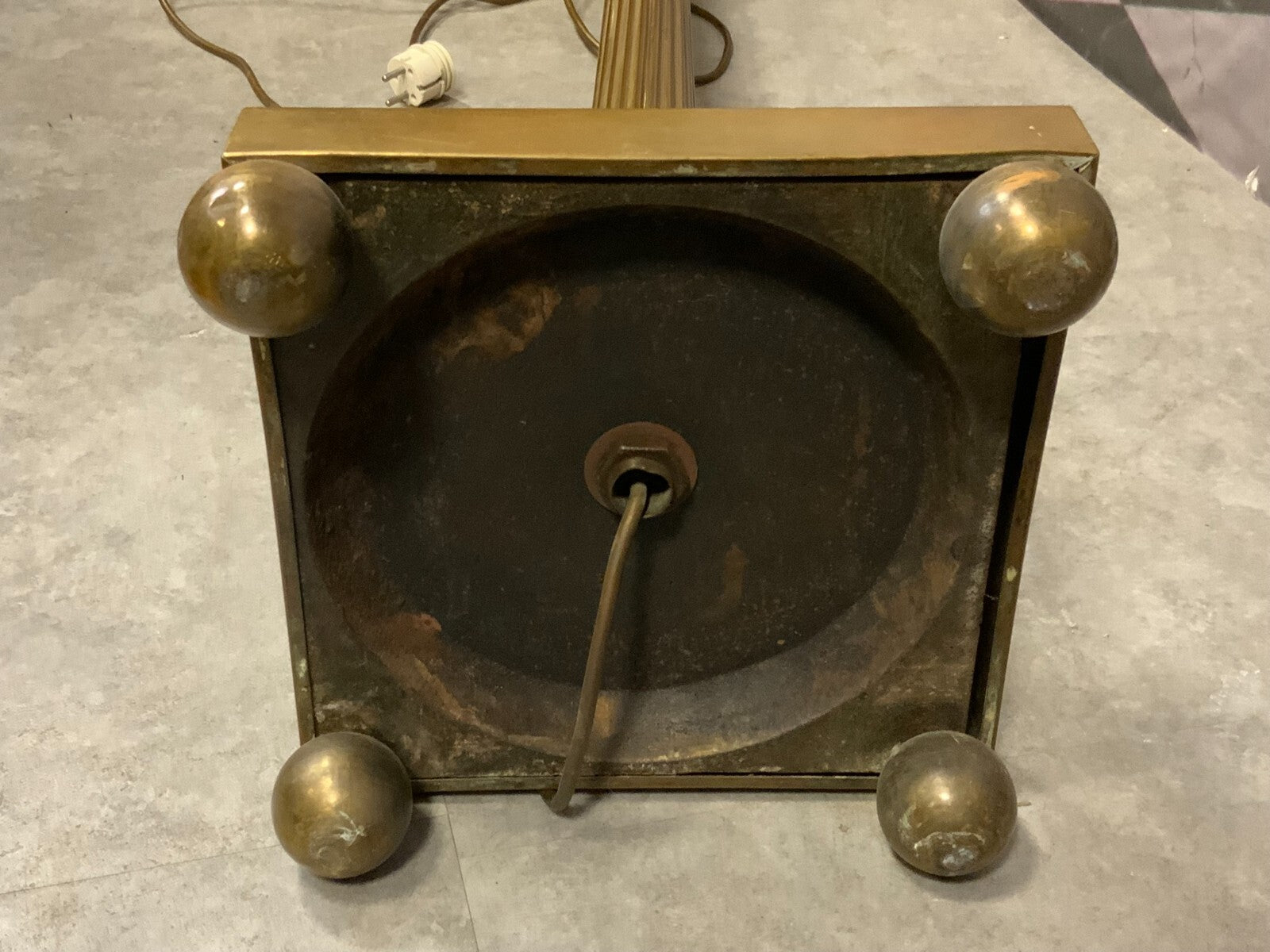 Vintage Stehlampe aus Messing Blech Maximale Höhe 176cm