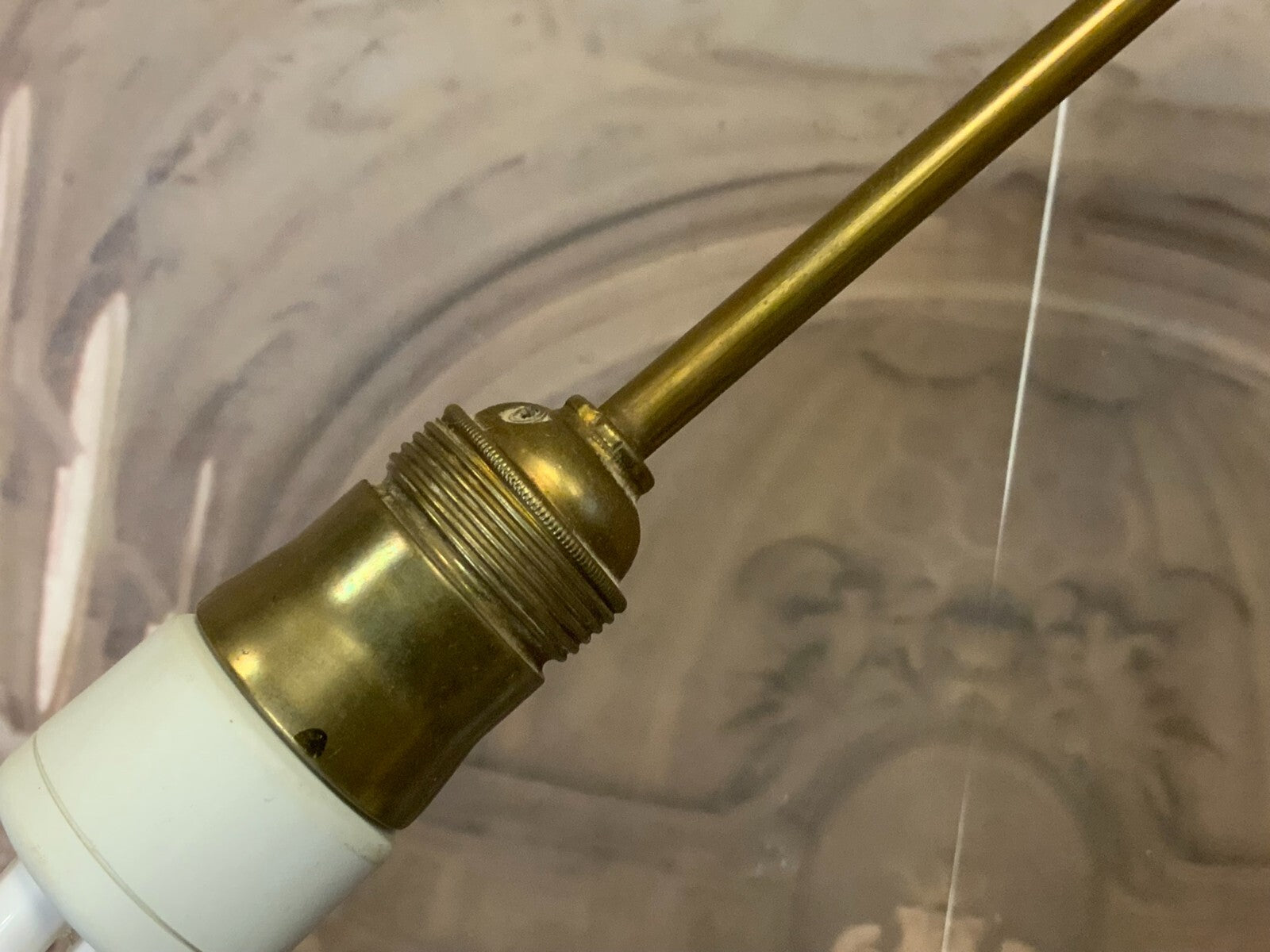 Vintage Stehlampe aus Messing Blech Maximale Höhe 176cm