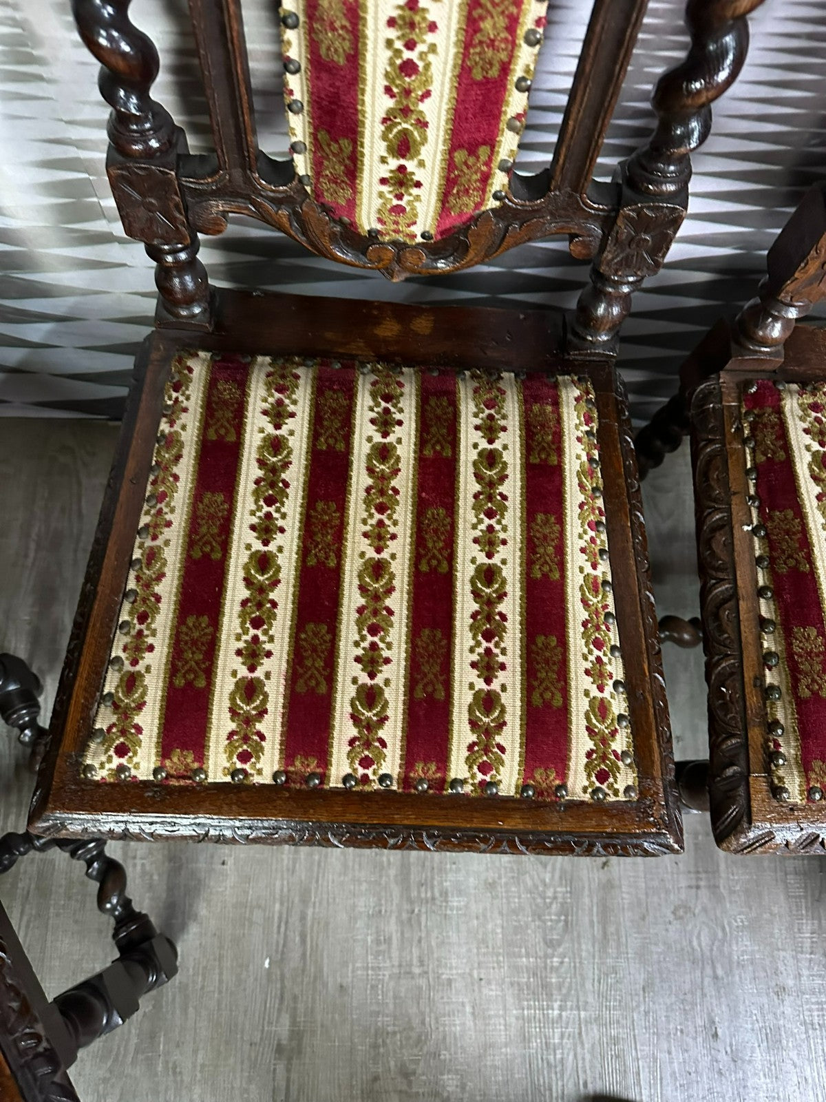 Satz antike Neo Renaissance Stühle Frankreich um 1870 handgeschnitzt 4x Stuhl